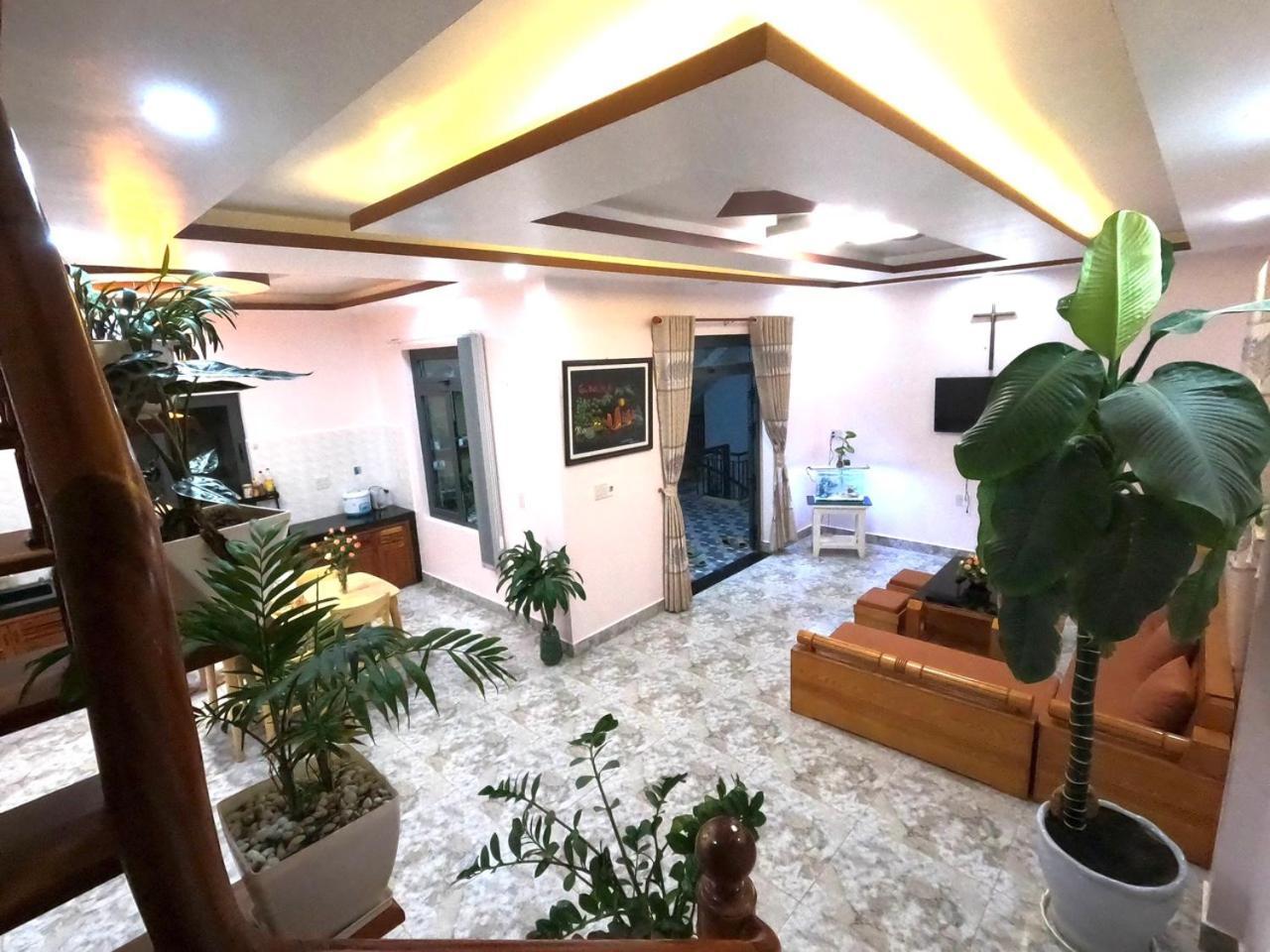 Nha Rum Ron Dalat Luaran gambar